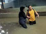 banjir-melanda-sejumlah-titik-di-tangsel-pada-Jumat-51.jpg