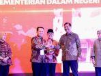 kemendagri-raih-award-2203_.jpg
