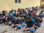 pelajar-mau-ikut-demo.jpg