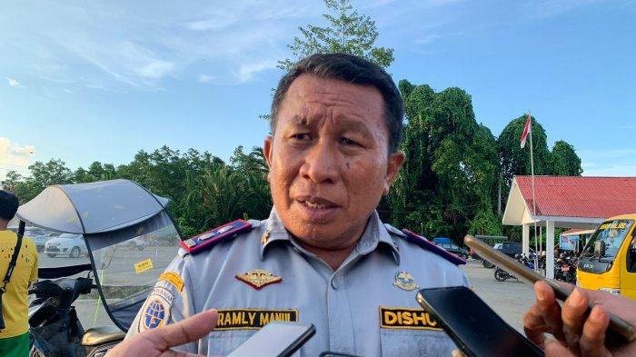 PENERTIBAN: Plt Kepala Dinas Perhubungan Halmahera selatan Ramly Manui. Ia mengatakan pihaknya bakal berkoordinasi deng Diskoperindag dan Satpo PP untuk penertiban PKL di pinggri jalan dan trotoar, Minggu (24/12/2023).