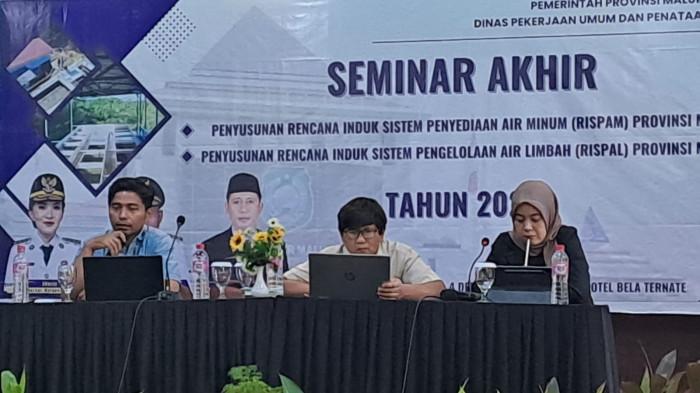 EVALUASI: Suasana kegiatan penyusunan dokumen Rispam dan Rispal yang resmi dibuka oleh Dinas PUPR Maluku Utara, Jumat (5/12/2025)