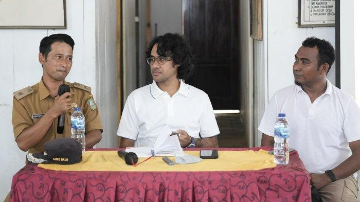 RESES: Anggota DPD RI Dapil Maluku Utara Dr. R. Graal Taliawo, S.Sos., M.Si. kembali menunaikan tugas dan tanggung jawabnya dengan melakukan kunjungan pengawasan ke masyarakat di desa-desa