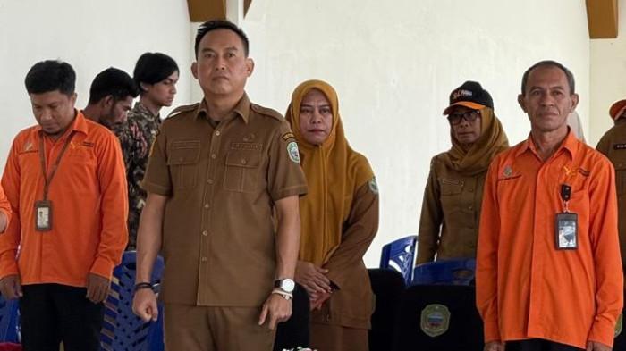 Sekkab Halmahera Timur Ricky Chairul Richfat juga hadiri apel siaga dan pencanangan sensus ekonomi di Pendopo Ngaku Re Rasai Kota Maba
