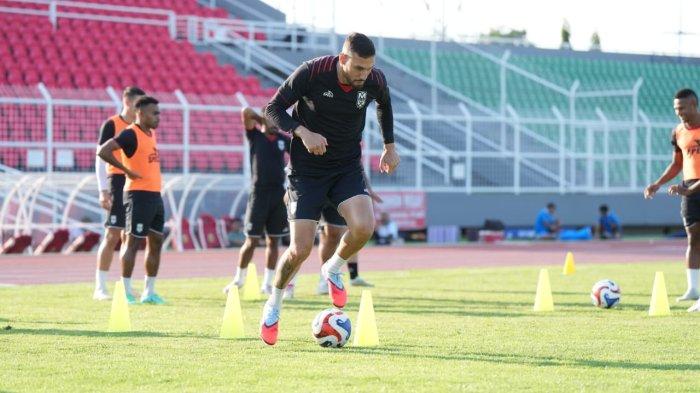 KOMPETISI: Bek Malut United Nilson Junior