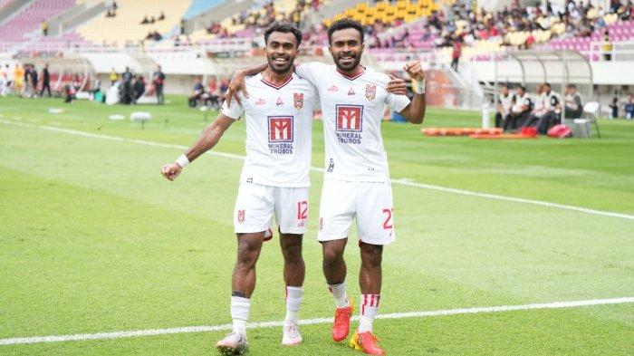 Bintang Malut United Yakob Sayuri dan Yance Sayuri