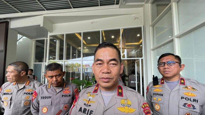 Kapolda Maluku Utara Brigjen Pol Arif Budiman didampingi Wakapolda Maluku Utara Brigjen Pol Stephen M Napiun beserta pejabat Polda Maluku Utara, Sabtu (23/5/2026).
