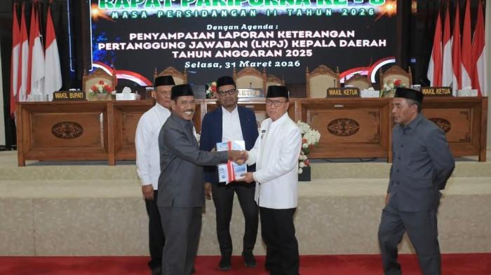 LAPORAN: Bupati Halmahera Tengah Ikram M Sangadji serahkan LKPJ T.A 2025 ke DPRD, Selasa (31/3/2026)