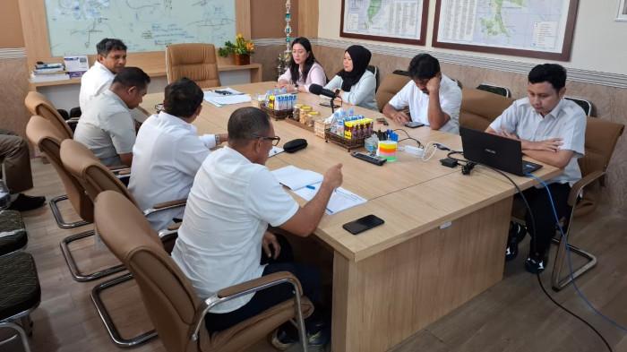 BANJIR: Suasana pertemuan antara Komisi III DPRD Maluku Utara dengan Balai Wilayah Sungai (BWS) Maluku Utara, Kamis (19/2/20260) di Ternate. Pertemuan itu dalam rangka menyikapi banjir di Kelurahan Tafraka, Kecamatan Pulau Hiri