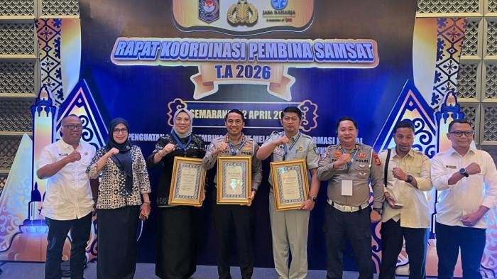 PRESTASI: Ditlantas Polda Maluku Utara kembali mendapatkan penghargaan inovasi pelayanan Samsat terapung bagi masyarakat Kepulauan di wilayah pesisir Maluku Utara, Rabu (22/4/2026).