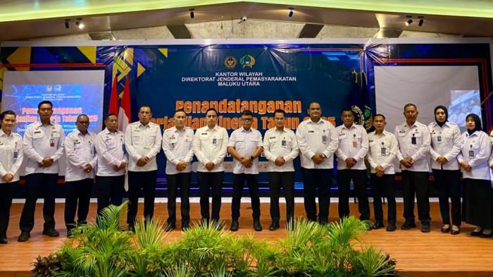 Foto bersama usai kegiatan 09