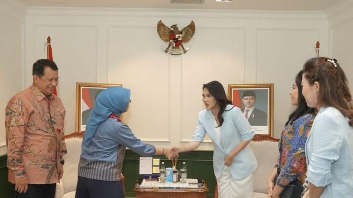 BERSUA: Pertemuan Gubernur Maluku Utara Sherly Laos dengan Menpan RB serta Wakil Menteri PAN-RB, Jumat (14/11/2025) di Jakarta