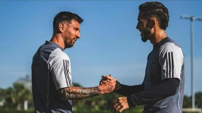 KOMPETISI: Jean Mota bersama Messi saat di Inter Miami. Jean Mota kini dikabarkan akan gabung Persija Jakarta.