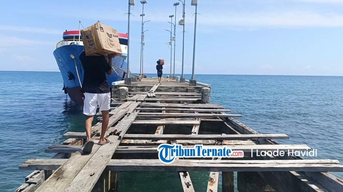 INFRASTRUKTUR: Jembatan Desa Gela, Kecamatan Taliabu Utara, Pulau Taliabu rusak bertahun-tahun, Senin (30/3/2026)