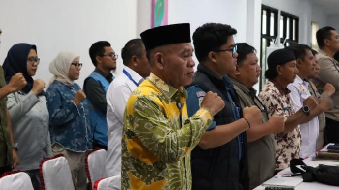 Kakanwil Kemenag Maluku Utara H Amar Manaf pada Rapat Koordinasi Lintas Sektoral