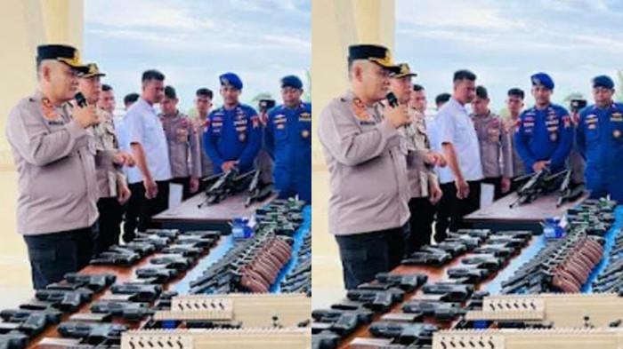 ATURAN: Kapolres Pulau Taliabu AKBP Adnan Wahyu Kashogi periksa kondisi senjata api (Senpi) kepunyaan personelnya, Rabu (11/3/2026). Pada kesempatan itu ia juga mengingatkan akan standar operasional prosedur (SOP) penggunakan alat penunjang kerja Polri itu