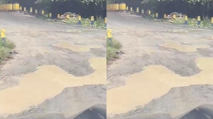 Kondisi jalan rusak di Pulau Morotai, Maluku Utara