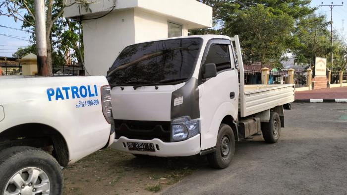 INSIDEN: Mobil pick up warna putih yang dinaiki korban laka tunggal di Kepulauan Sula, Maluku Utara