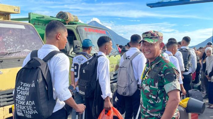 SELEKSI - Pasi Binpes Korem 152 Babullah Ternate Mayor Inf Anton Santoni harap 150 peserta yang dikirim ke Ambon semuanya dinyatakan lulus, itu dikatakan saat dikonfirmasi, Selasa (10/2/2026).