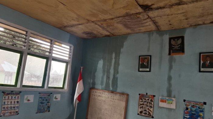 KLARIFIKASI: Bagian dalam ruangan PAUD Puput Rette Desa Pencado, Kecamatan Taliabu Selatan, Pulau Taliabu, Senin (2/3/2026). Lebih dari satu guru honorer di PAUD ini belum menerima gaji 2025