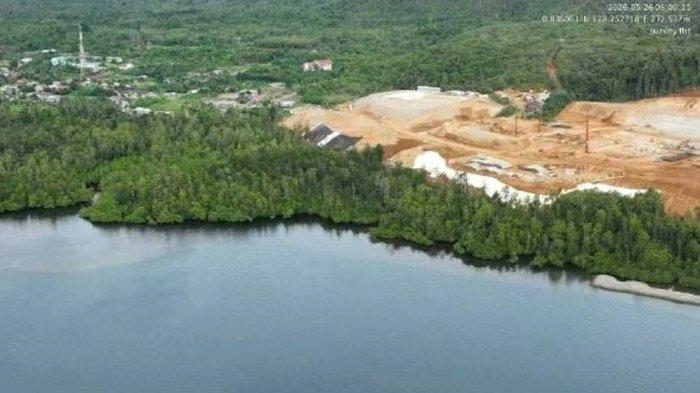 PROGRAM: PT Feni Halmahera Timur (FHT) terus mengambil langkah nyata dalam pemulihan lingkungan pasca kejadian limpasan sedimen yang masuk ke aliran Sungai dan Muara Kukuba, Halmahera Timur saat ini pemulihan terus dilakukan, Jumat (29/5/2026).