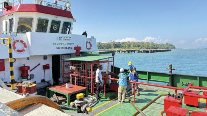 PT PLN (Persero) UP3 Sofifi melakukan sidak terhadap proses penyaluran BBM di Pelabuhan Sofifi untuk memastikan pasokan ke Pembangkit Listrik Tenaga Diesel (PLTD) berlangsung aman, tepat jumlah dan sesuai prosedur.