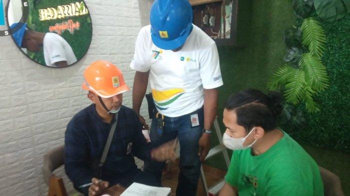 Kenali 4 Jenis Pelanggaran Penggunaan Listrik agar Terhindar dari Sanksi dan Denda - Penjelasan-hasil-temuan-Tim-P2TL-kepada-pelanggan-yang-terbukti-melakukan-pelanggaran.jpg