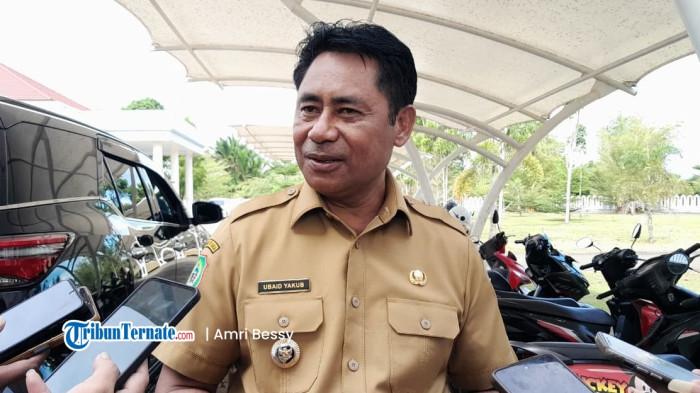 INFRASTRUKTUR: Bupati Halmahera Timur Ubaid Yakub pada sebuah kesempatan belum lama ini. Ia mengatakan akan terus membangun daerahnya dengan sejumlah program prioritas yang ia canangkan