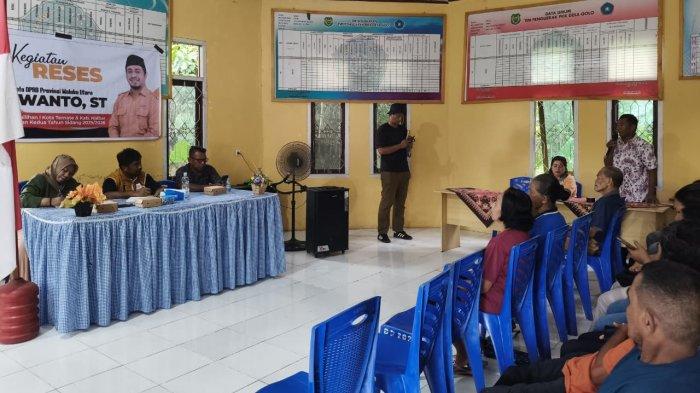 AGENDA: Suasana serap aspirasi masyarakat Desa Golo, Kecamatan Sahu, Halmahera Barat oleh anggota DPRD Malut daerah pemilihan Ternate-Halmahera Barat, Iswanto ST, Minggu (17/5/2026).