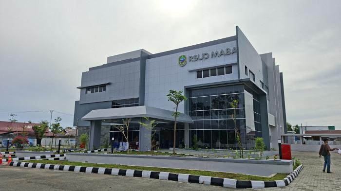 LISTRIK - Tampak mega bangunan RSUD Maba di Halmahera Timur, Maluku Utara, yang akan diresmikan Presiden Prabowo Subianto, Selasa (24/2/2026).
