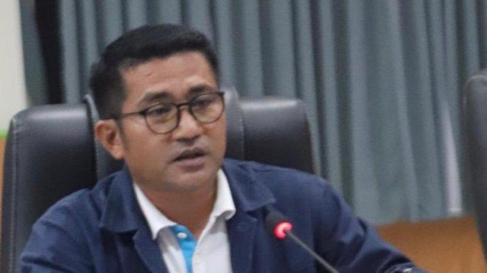 PERBAIKAN , Ketua Komisi III DPRD Halmahera Selatan, Maluku Utara, Safri Talib. Ia meminta Pemkab perbaiki rumah rusak akibat banjir, Kamis (26/6/2025).