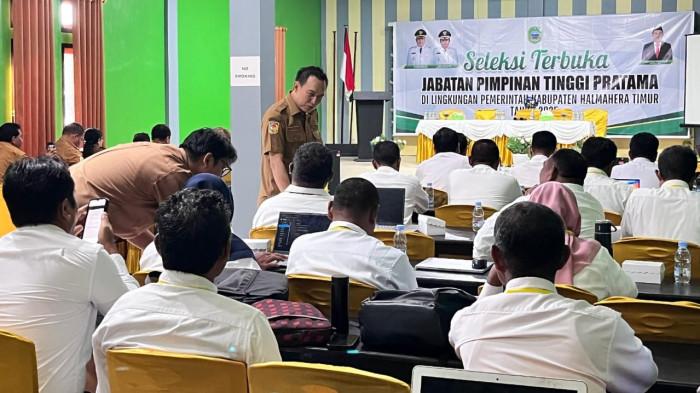 JABATAN: Seleksi terbuka JPTP Pemkab Halmahera Timur, Selasa (2/12/2025). Giat ini dibuka oleh Sekkab Halmahera Timur Ricky Chairul Richfat