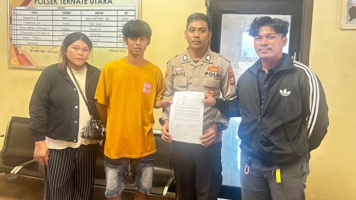 HUKUM: Joko Pornomo (kedua dari kiri) nyaris dihajar massa di seputaran Pasar Gamalama Ternate karena diduga melakukan pencurian, Selasa (19/5/2026) siang tadi.