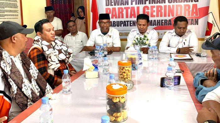 Terhormat saat Disambangi Tim Pemenang Calon Bupati Halmahera Selatan Bassam Kasuba