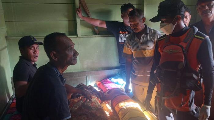 INSIDEN: Tim SAR Gabungan Halmahera Selatan menyerahkan jasad bocah 10 tahun bernama Affan beberapa waktu lalu diterkam buaya, Kamis (18/12/2025).