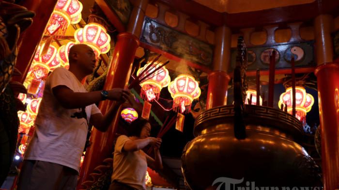 12 Ramalan Shio Hari Ini Jumat 24 Oktober 2025: Cinta, Karier, Nomor Hoki Lengkap