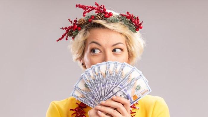 3 Zodiak Banjir Kekayaan Mulai 27 Agustus 2025, Paling Beruntung di Transit Venus dan Pluto