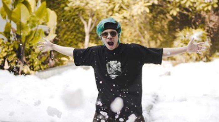 Rumahnya Kebanjiran, Atta Halilintar Panik Lamborghini dan Mustang Mulai Terendam: Sudah Sebetis