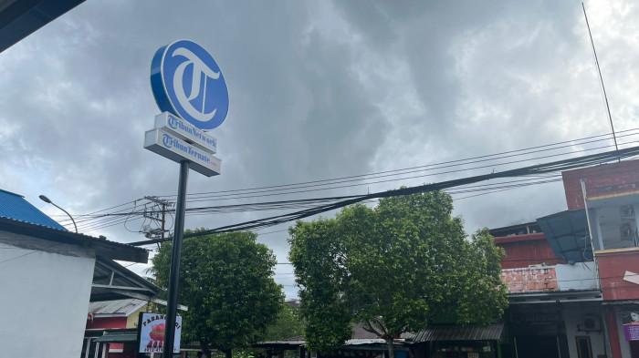 CUACA MALUT - Foto langit di Kota Ternate, Maluku Utara, Rabu (15/4/2026).