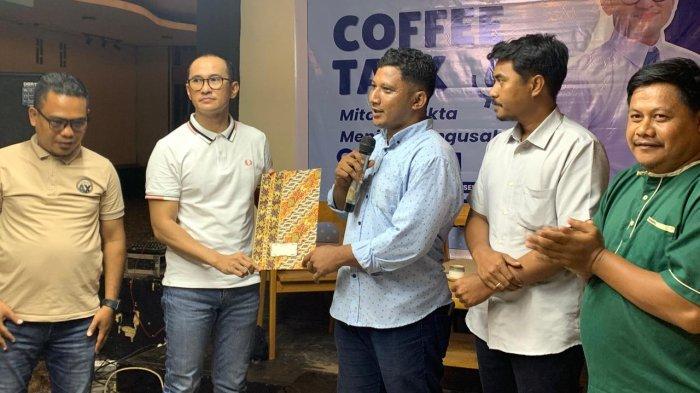 ORGANISASI: Suasana berlangsungnya deklarasi Imran Guricci sebagai calon Ketua HIPMI Maluku Utara yang dilakukan oleh HIPMI Halmahera Selatan, Sabtu (16/5/2026).