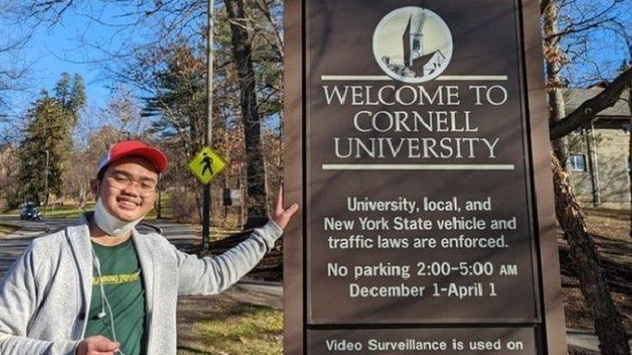 Anak Sopir Taksi Online di Bandung Kuliah di Amerika Serikat, Sang Ayah Terharu: Nggak Kebayang