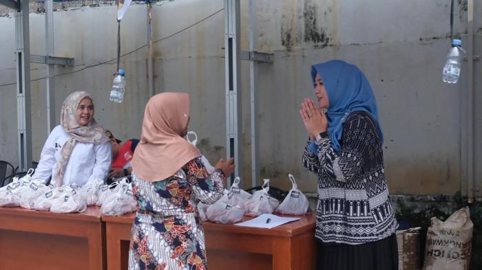 imigrasi ternate bagi daging kurban_2