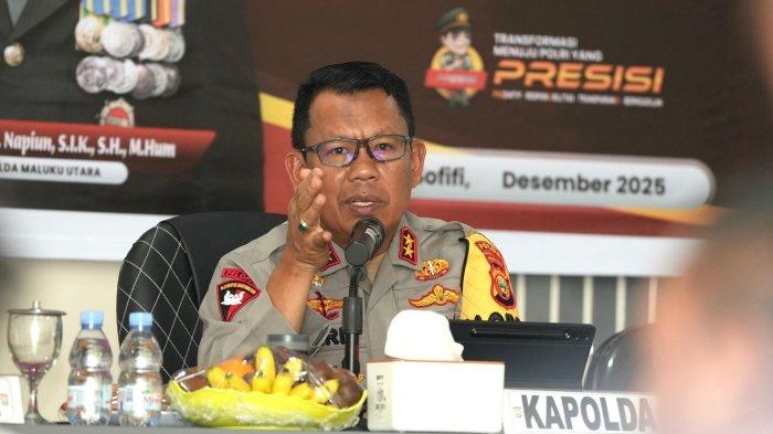 PANGKAT - Kepala Kepolisian Daerah Maluku Utara Irjen Pol Waris Agono, Selasa (30/12/2025).