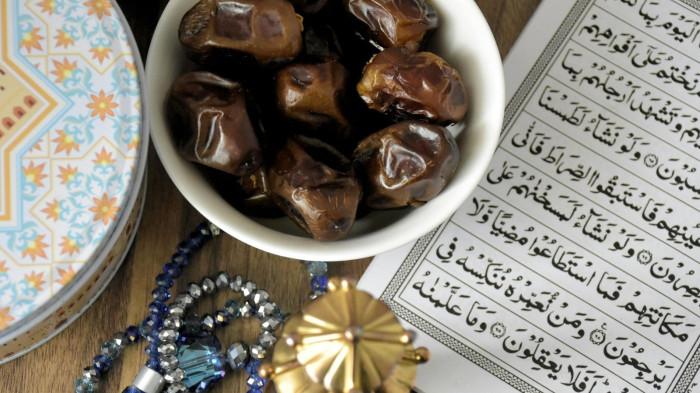 JADWAL IMSAKIYAH - Foto ilustrasi Ramadan. Diunduh dari canva.com, Kamis (19/2/2026).