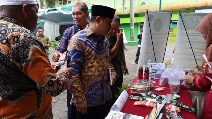 Kemandirian Pesantren Expo 2025 Dibuka: Kolaborasi Perdana IAIN Ternate dan Kemenag Malut
