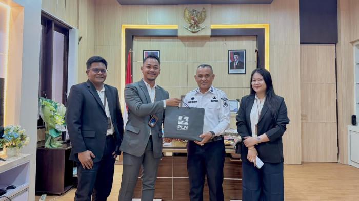 kolaborasi pln dengan pemkab buru_namlea