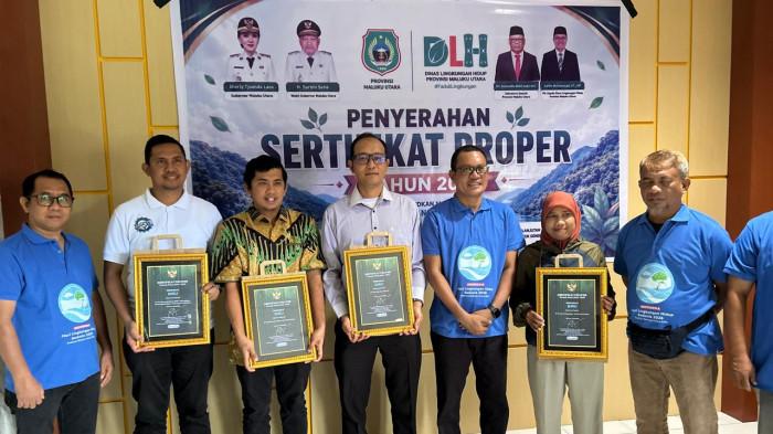 PT Nusa Halmahera Minerals (NHM) kembali meraih penghargaan PROPER Biru dalam Program Penilaian Peringkat Kinerja Perusahaan dalam Pengelolaan Lingkungan Hidup (PROPER) untuk periode penilaian 2025-2026.