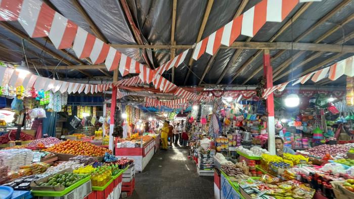 KUNJUNGAN - Kondisi pasar Higienis Ternate yang beralamat di Kelurahan Gamalama, Kecamatan Ternate Tengah, Rabu (15/10/2025).