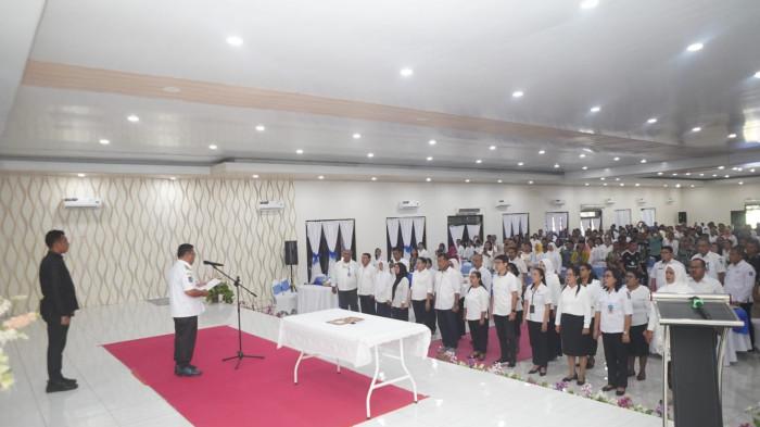 Piet Babua Lantik Bunda PAUD se Halmahera Utara, Dorong Peningkatan Layanan Anak Usia Dini