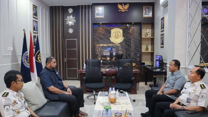 pertemuan imigrasi ternate dengan pemkab halsel