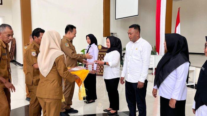 357 PPPK Tahap ll Pemkab Halmahera Timur Terima SK